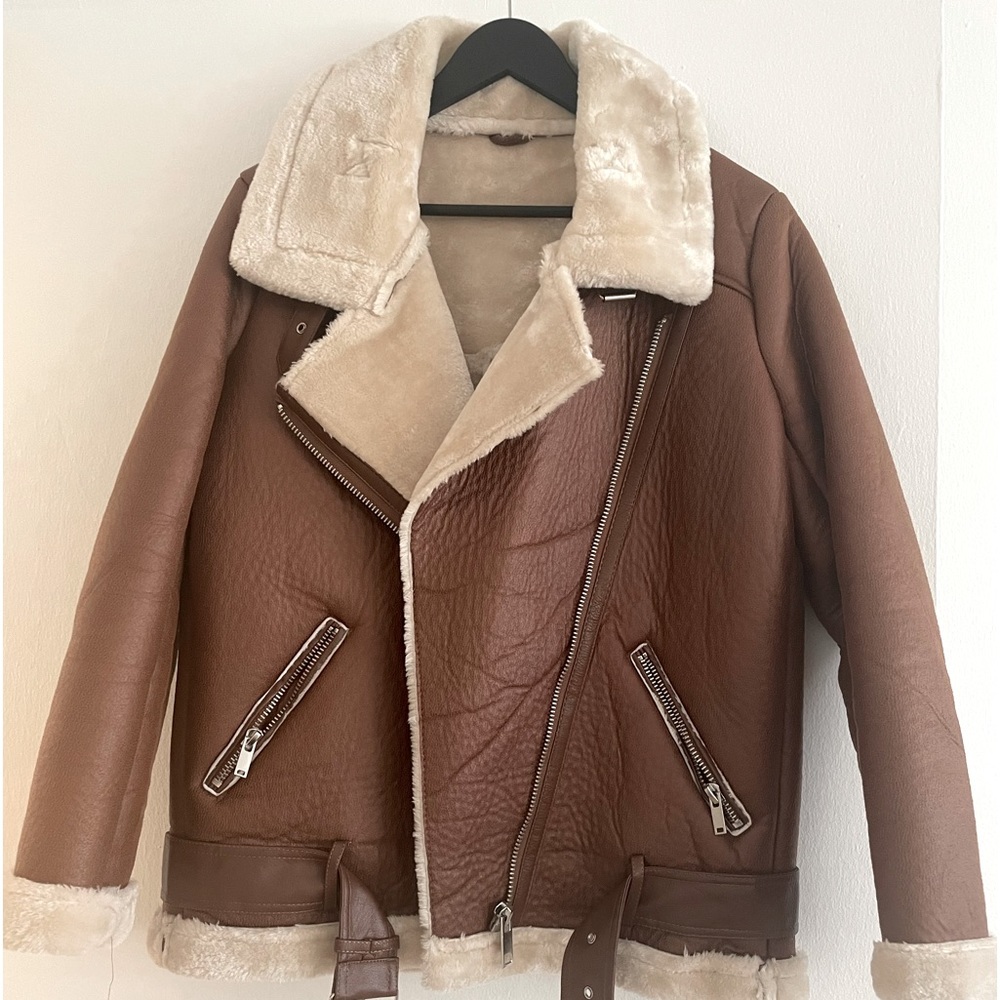 Aviator Jacket Sz,S/M 4-6 Brown flux sherling.
